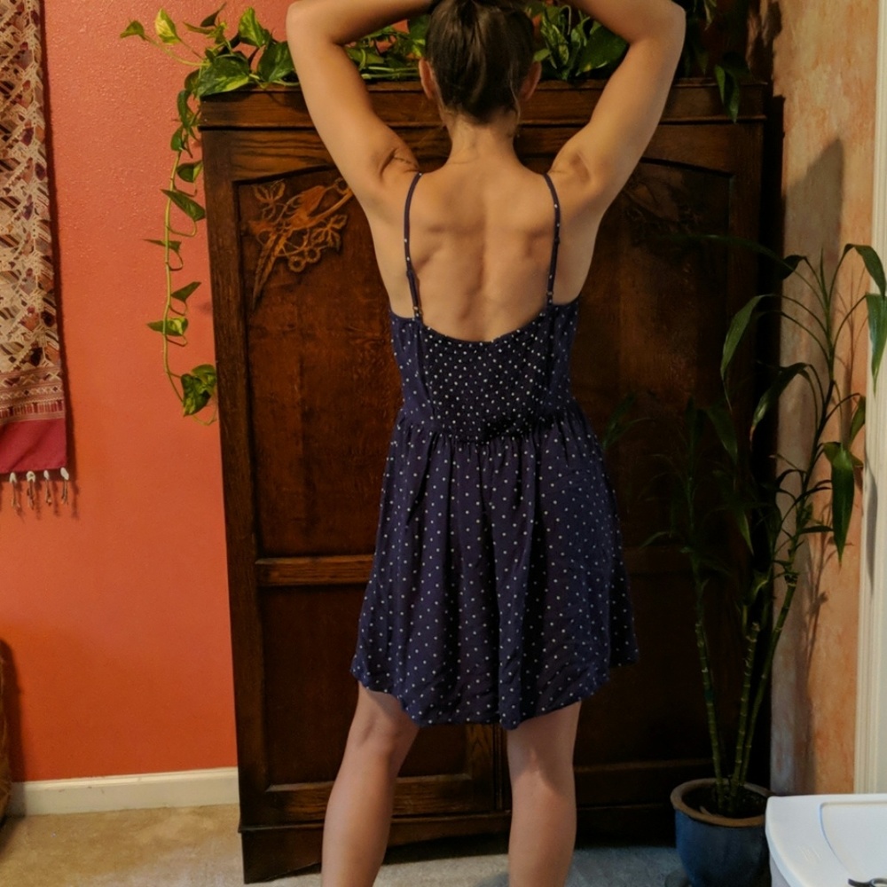 Sundress - Picture 4 of 8